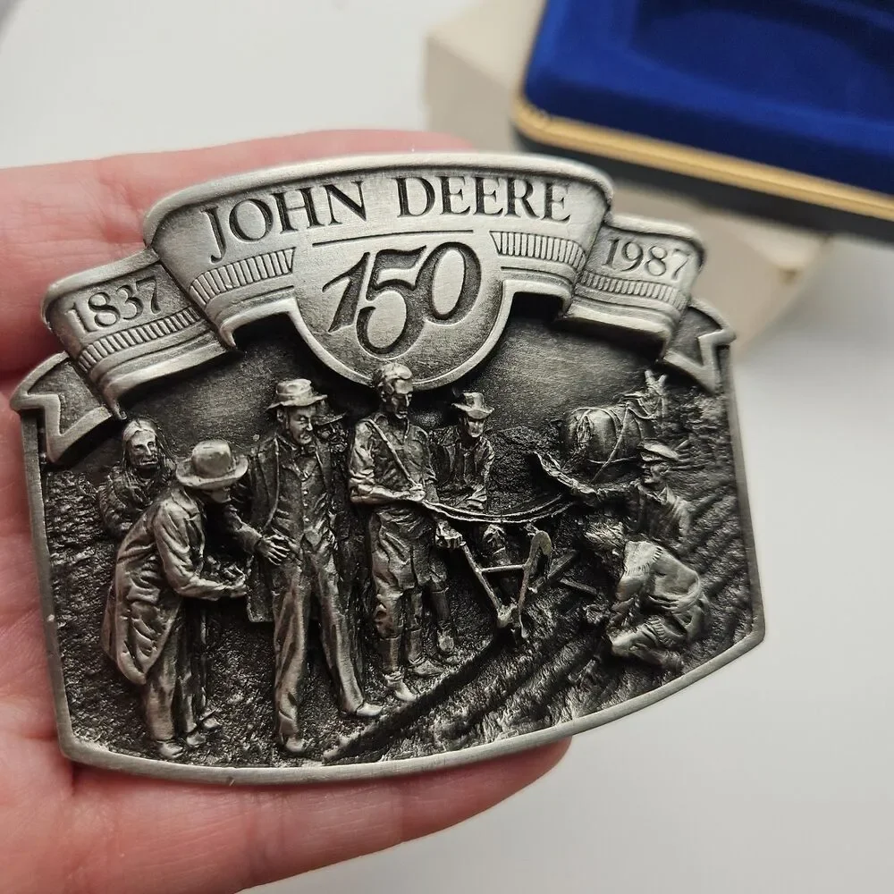 John Deere vintage belt buckle 150th anniversary  1987 limited edition